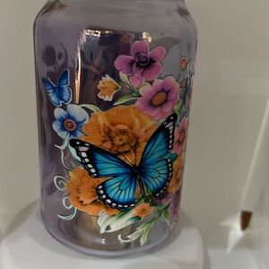 Butterfly and flower beer can glass with plastic lid and straw